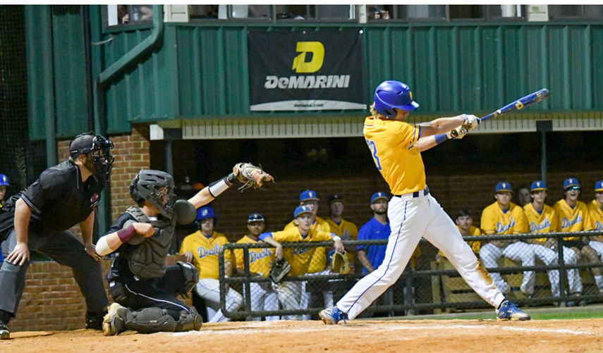 Booneville gains early lead, defeats Kossuth